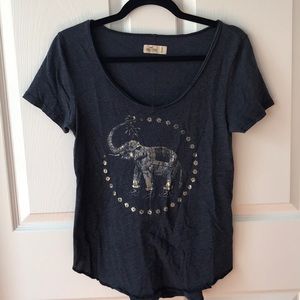 HOLLISTER | golden elephant shirt
